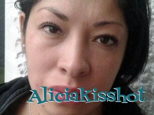 Aliciakisshot