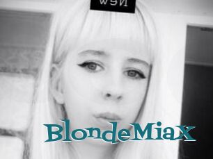 BlondeMiaX