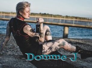 Domme_J