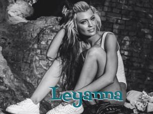 Leyanna So exhib