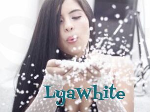 LyaWhite