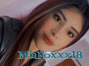 MiaFoxxx18