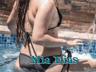 Mia_Dias