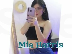 Mia_Harris