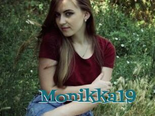 Monikka19