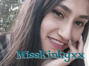 Misskinkyxx